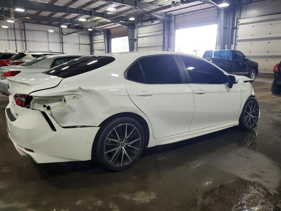 2023 TOYOTA CAMRY SE SE 3