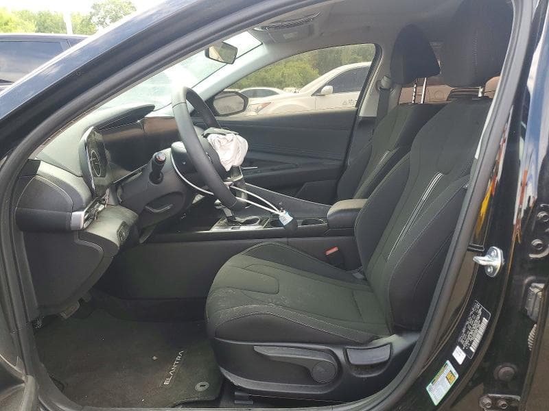 2025 HYUNDAI ELANTRA SEL CONVENIENCE SEL CONVENIENCE 8