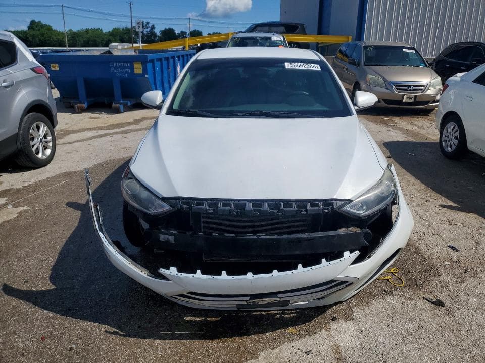 2017 HYUNDAI ELANTRA SE 5