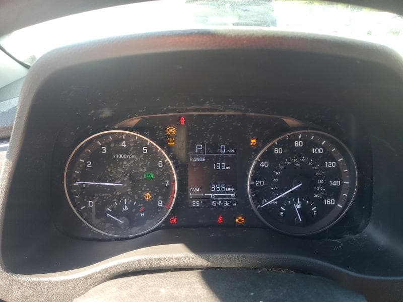 2017 HYUNDAI ELANTRA SE 9