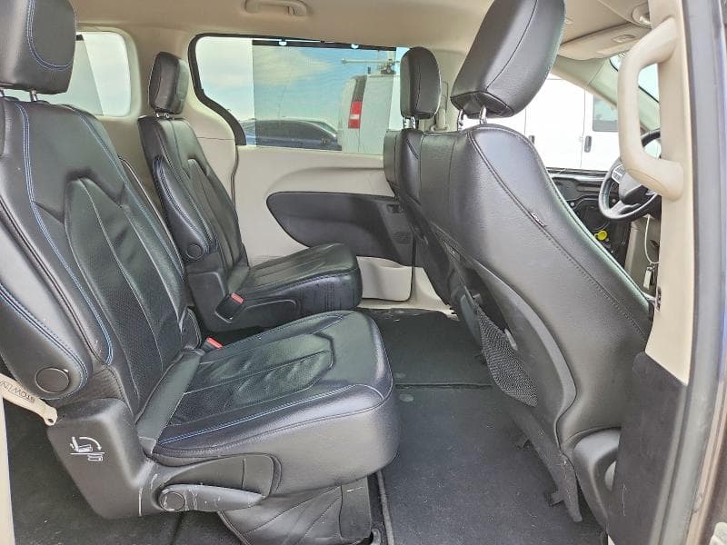2021 CHRYSLER PACIFICA TOURING L 11