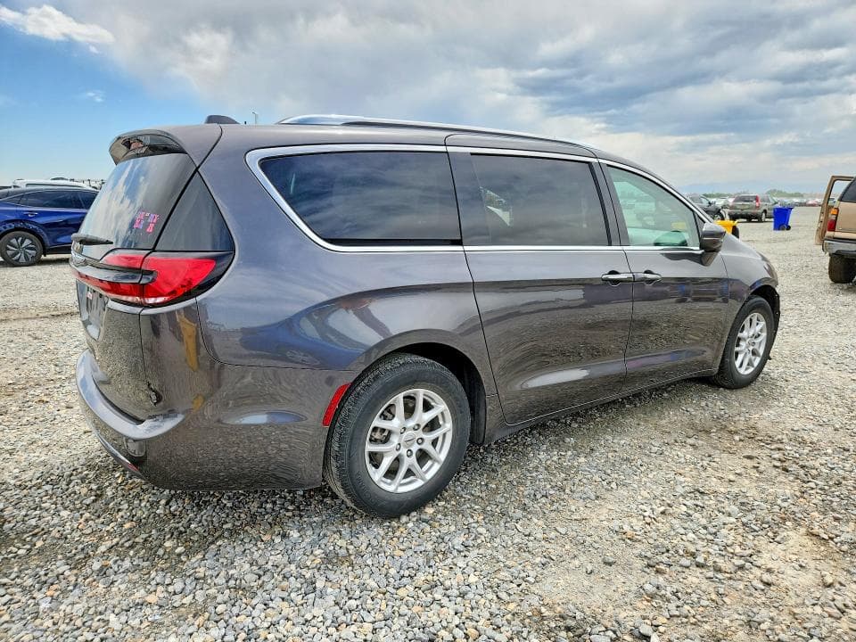 2021 CHRYSLER PACIFICA TOURING L 3