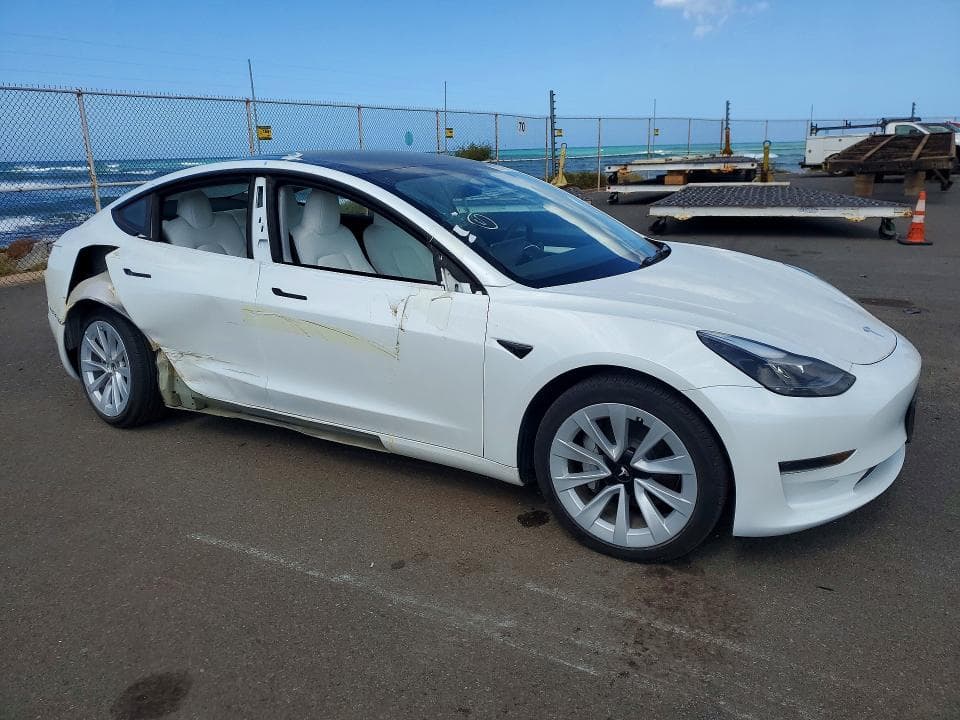 2023 TESLA MODEL 3 5