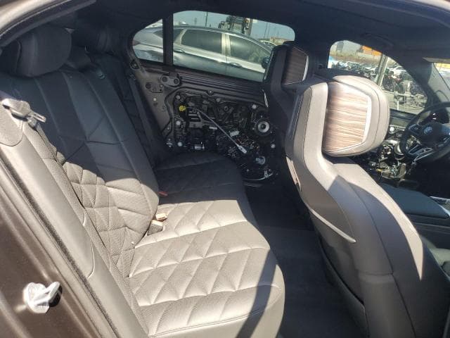2025 BMW 740 I I 11