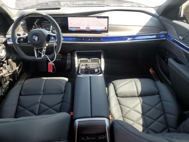 2025 BMW 740 I I 8