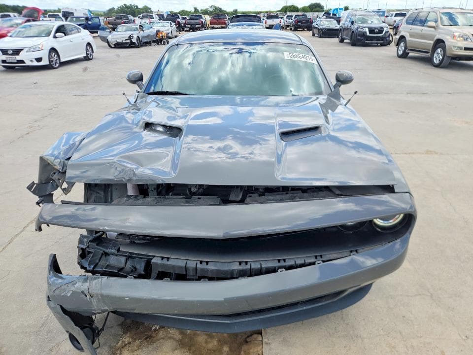 2018 DODGE CHALLENGER SXT 5