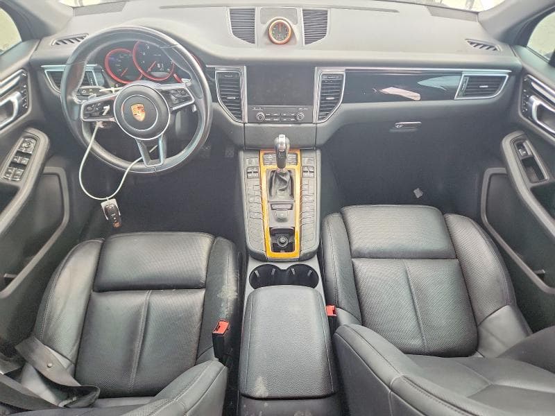 2018 PORSCHE MACAN 8