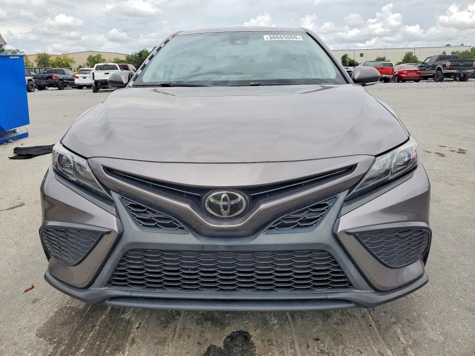 2022 TOYOTA CAMRY SE SE 5