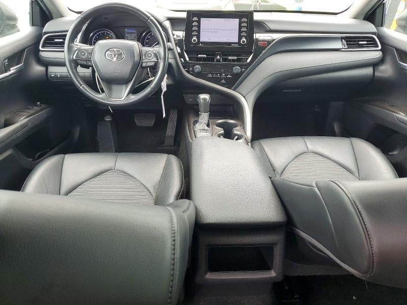 2022 TOYOTA CAMRY SE SE 8