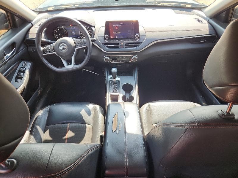 2021 NISSAN ALTIMA SR 8