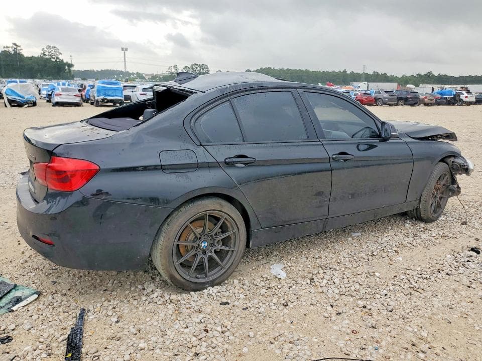 2017 BMW 320 XI 3