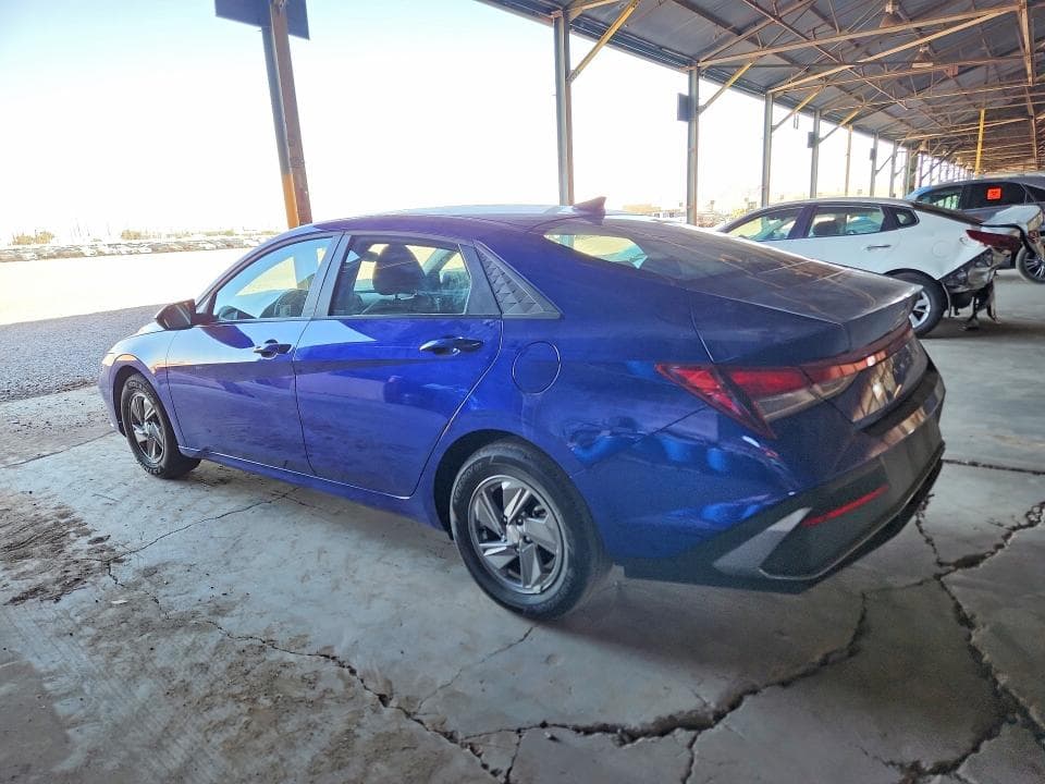 2025 HYUNDAI ELANTRA SE 2