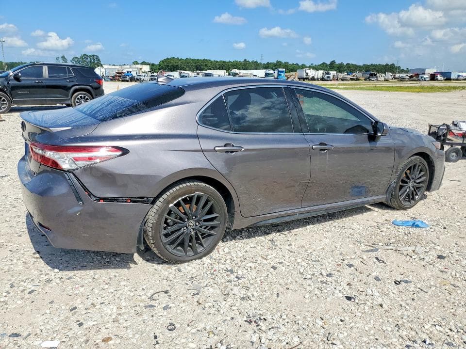 2022 TOYOTA CAMRY XSE XSE 3