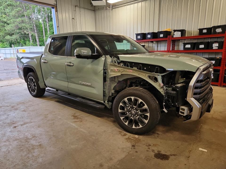 2026 TOYOTA TUNDRA CREWMAX LIMITED 4