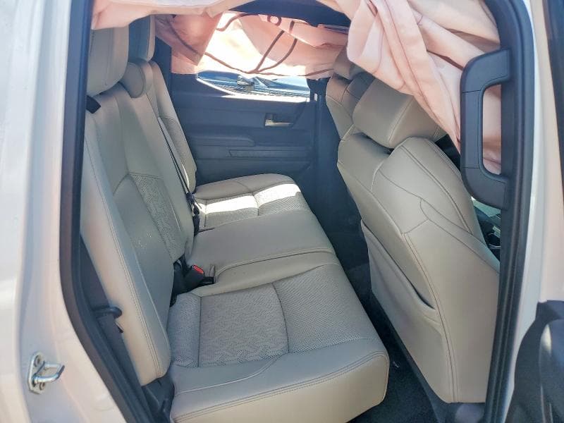 2024 TOYOTA TACOMA LIMITED HV 10