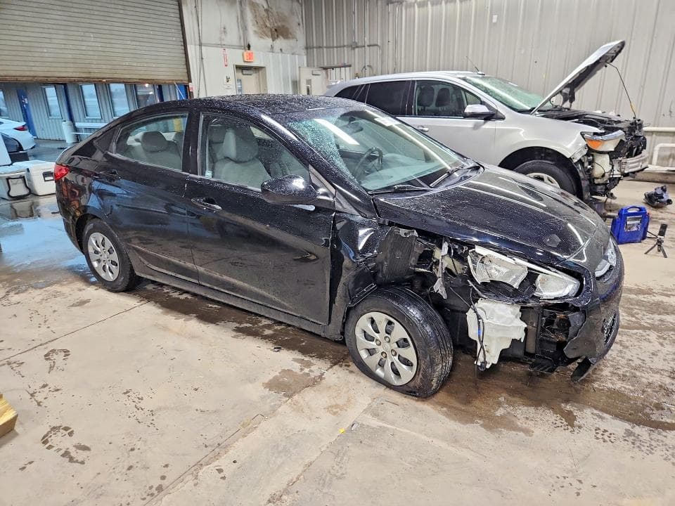 2016 HYUNDAI ACCENT SE 4