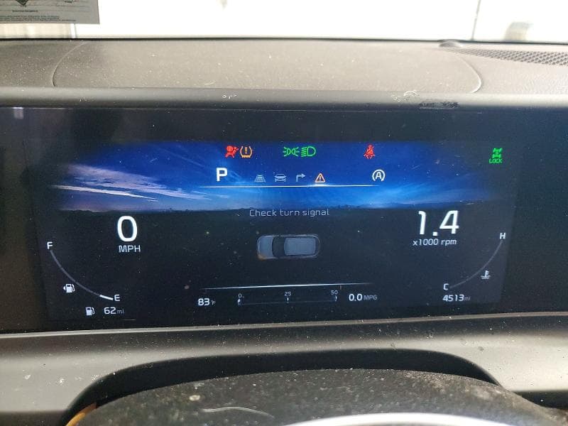 2025 KIA SELTOS EX 9