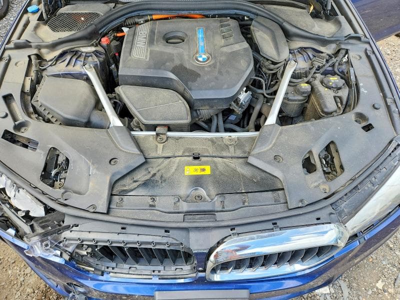 2019 BMW 530XE 11