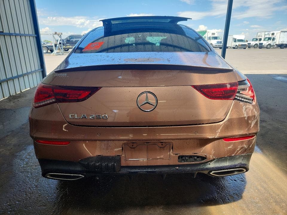 2022 MERCEDES-BENZ CLA 250 6