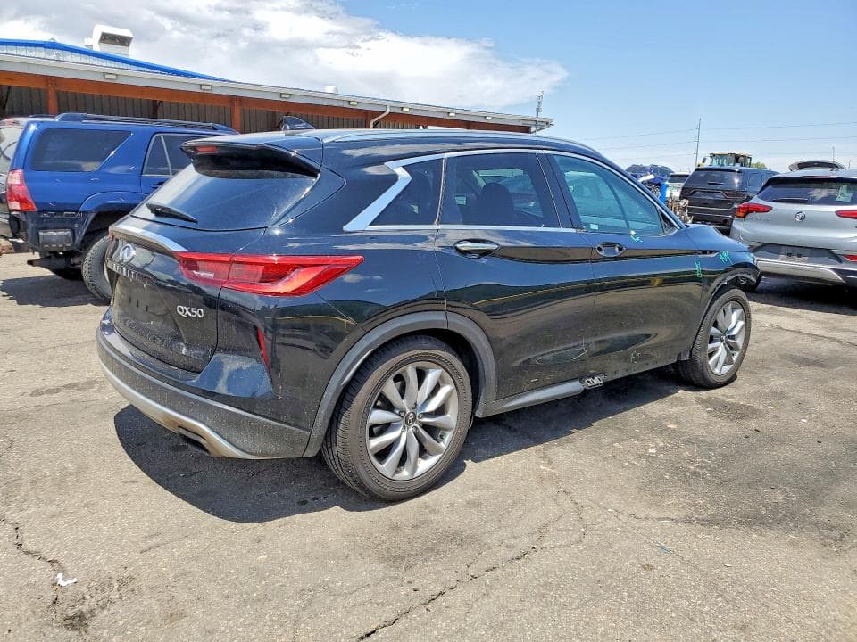 2020 INFINITI QX50 LUXE LUXE 3