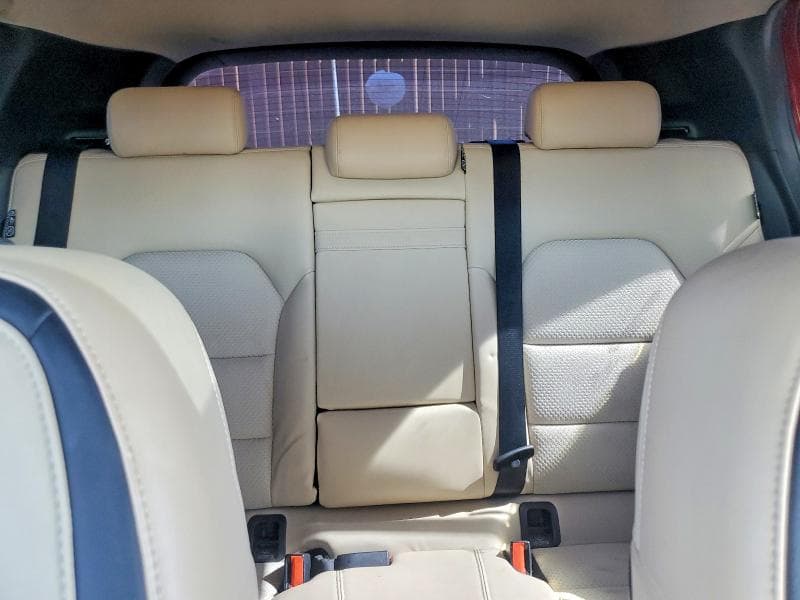 2019 INFINITI QX30 LUXE 10