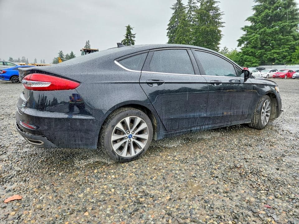 2019 FORD FUSION SE 3