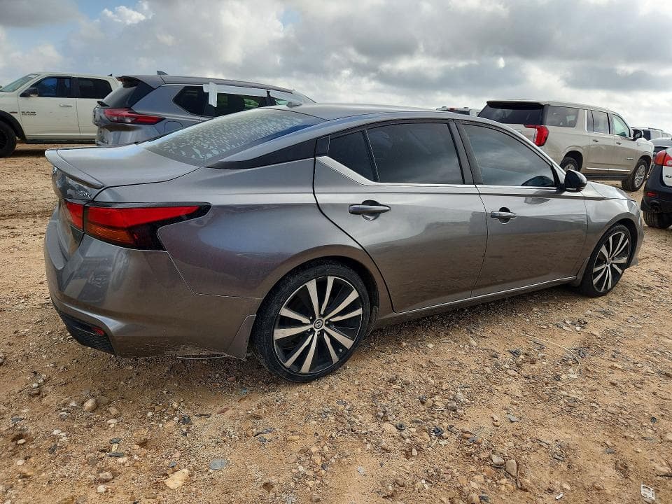 2019 NISSAN ALTIMA SR 3