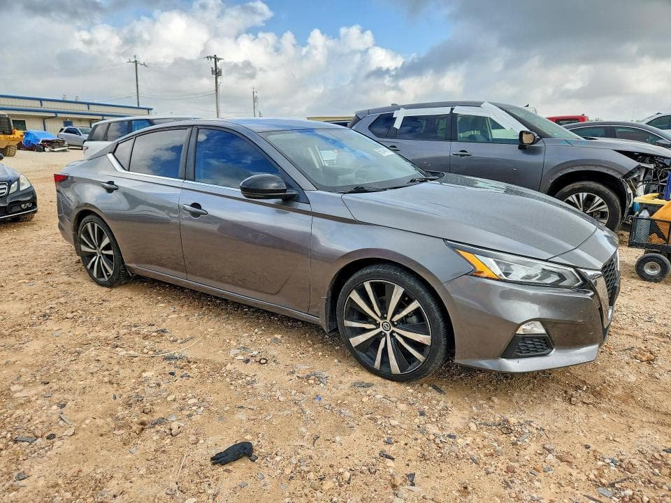 2019 NISSAN ALTIMA SR 4