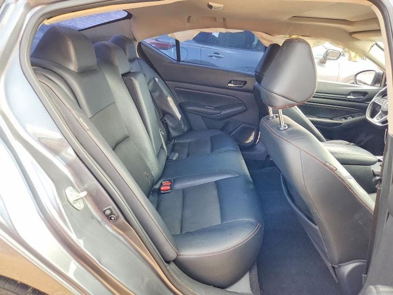 2019 NISSAN ALTIMA SR 10