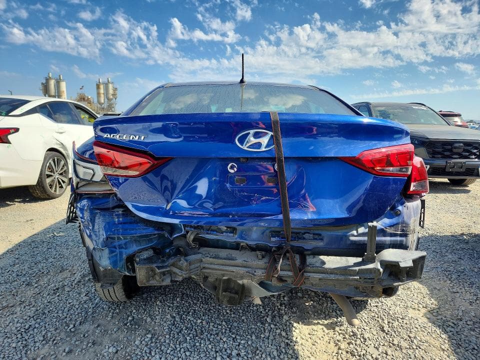 2022 HYUNDAI ACCENT SE 6