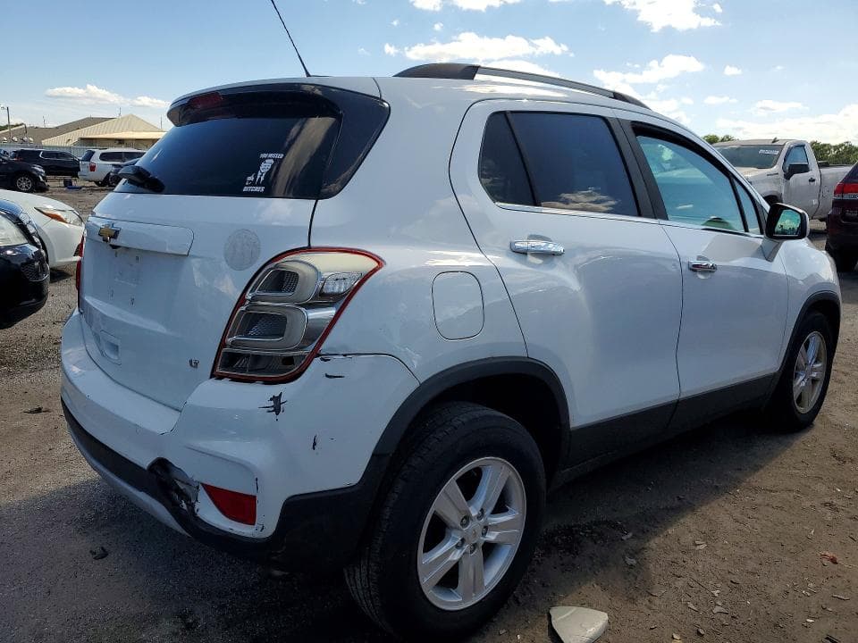 2017 CHEVROLET TRAX 1LT 3