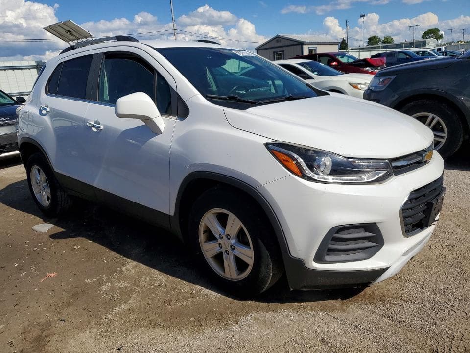 2017 CHEVROLET TRAX 1LT 4