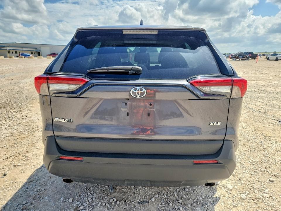 2023 TOYOTA RAV4 XLE PREMIUM XLE PREMIUM 6