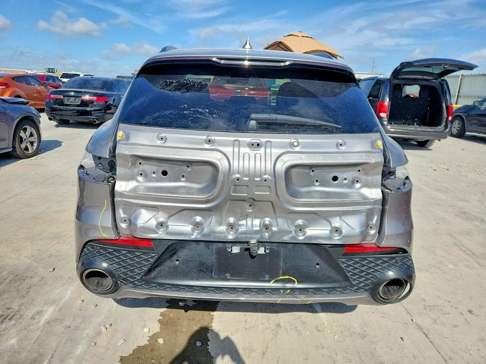 2022 GENESIS GV70 2.5T STANDARD 6