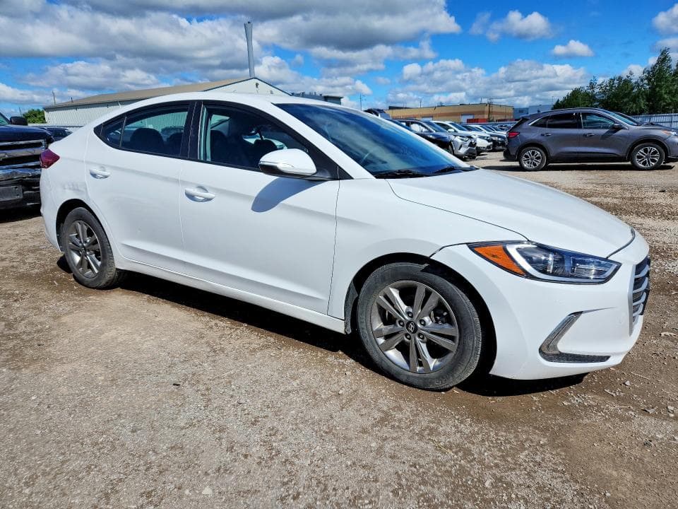 2018 HYUNDAI ELANTRA SEL 4