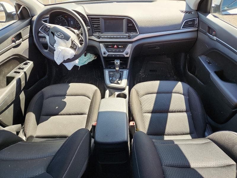 2018 HYUNDAI ELANTRA SEL 8