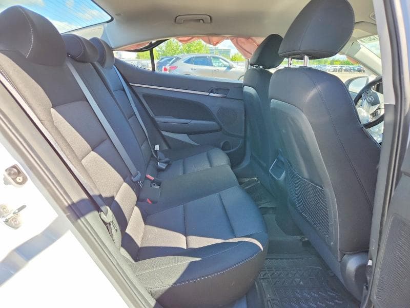 2018 HYUNDAI ELANTRA SEL 10