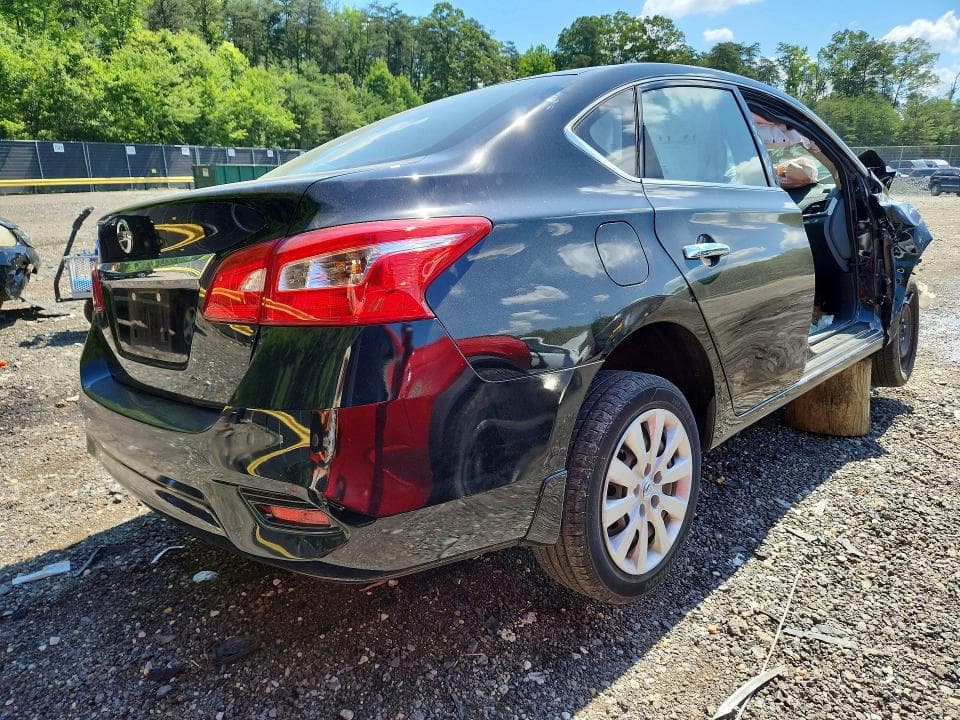 2017 NISSAN SENTRA S S 3