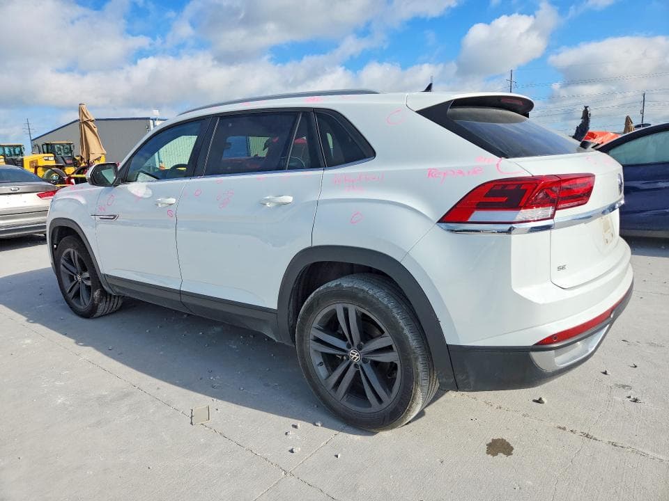 2021 VOLKSWAGEN ATLAS CROSS SPORT SE 2
