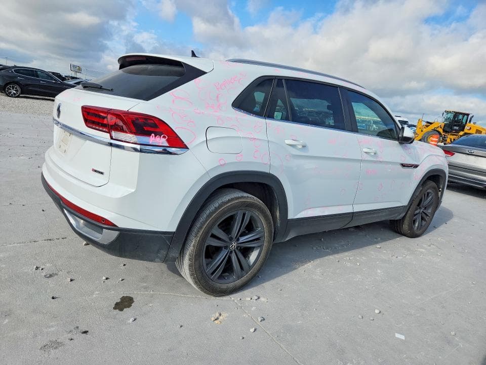 2021 VOLKSWAGEN ATLAS CROSS SPORT SE 3