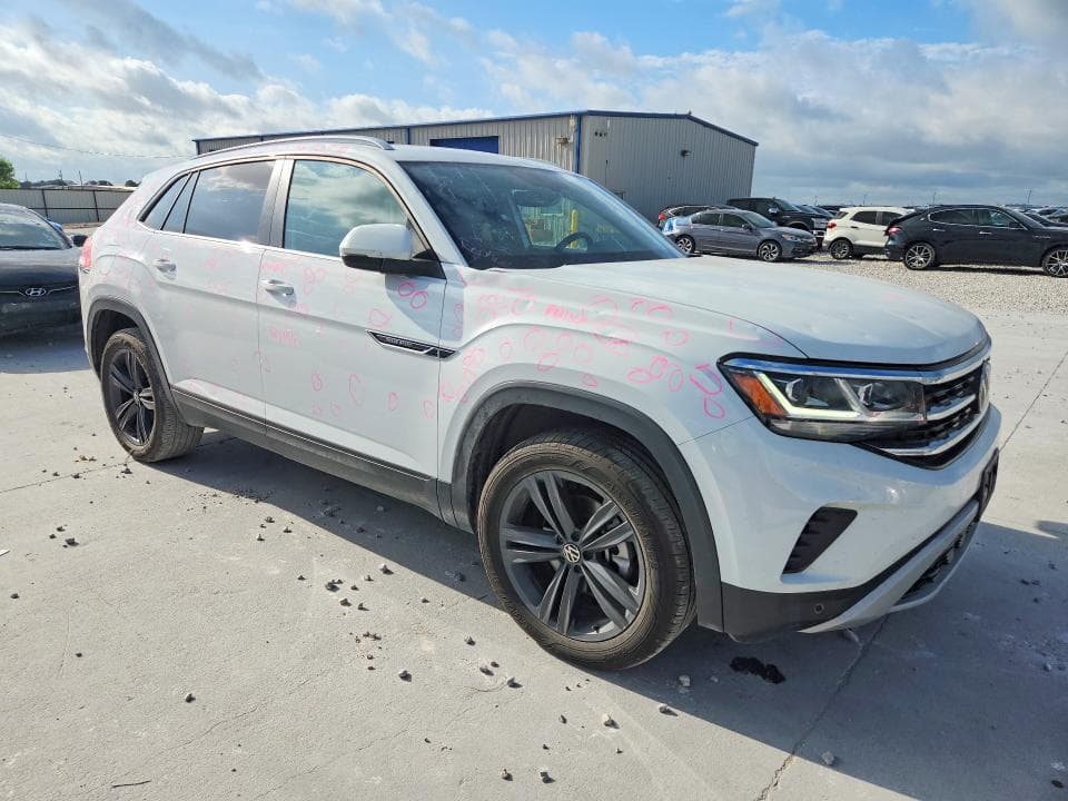 2021 VOLKSWAGEN ATLAS CROSS SPORT SE 4
