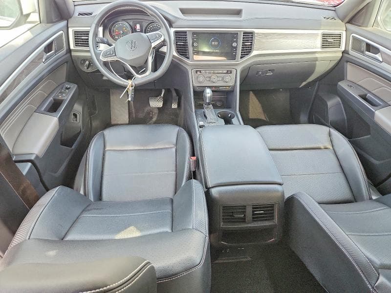 2021 VOLKSWAGEN ATLAS CROSS SPORT SE 8