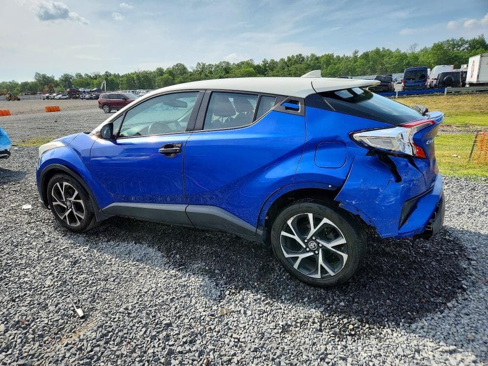 2018 TOYOTA C-HR XLE 2