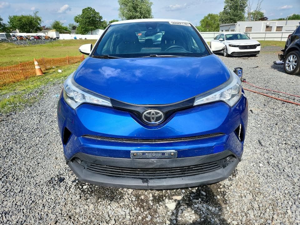 2018 TOYOTA C-HR XLE 5