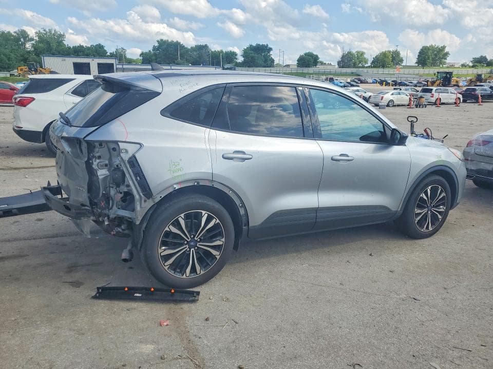 2022 FORD ESCAPE SE SE 3