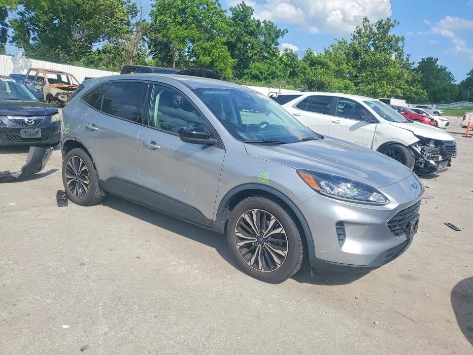 2022 FORD ESCAPE SE SE 4
