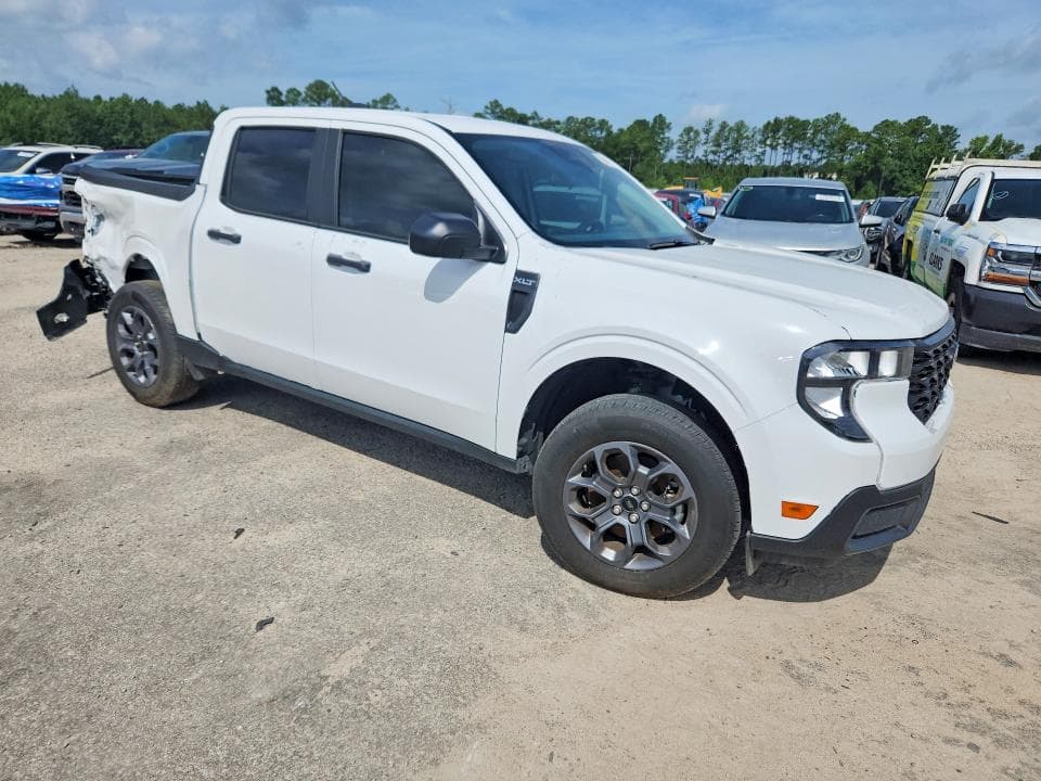 2025 FORD MAVERICK XLT 4