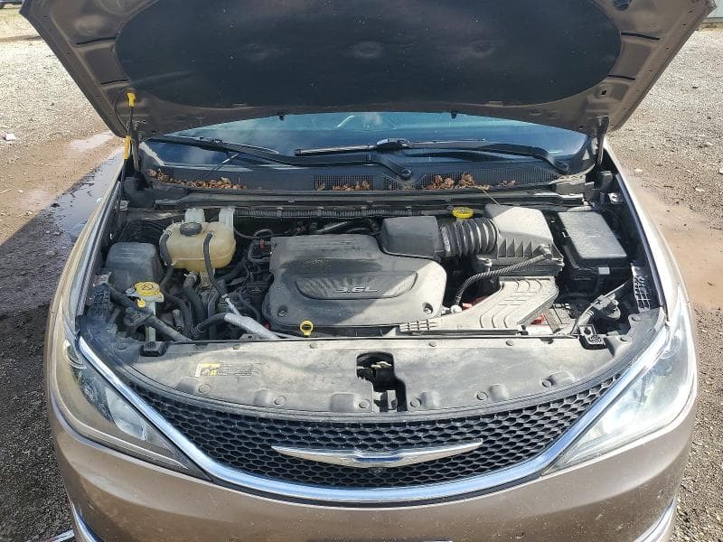 2017 CHRYSLER PACIFICA TOURING L PLUS 12