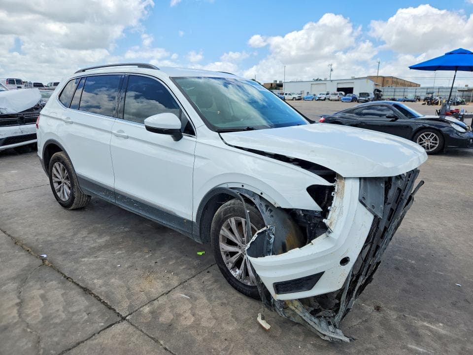 2018 VOLKSWAGEN TIGUAN SE SE 4