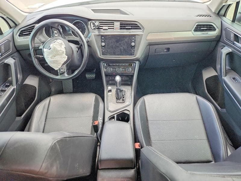 2018 VOLKSWAGEN TIGUAN SE SE 8